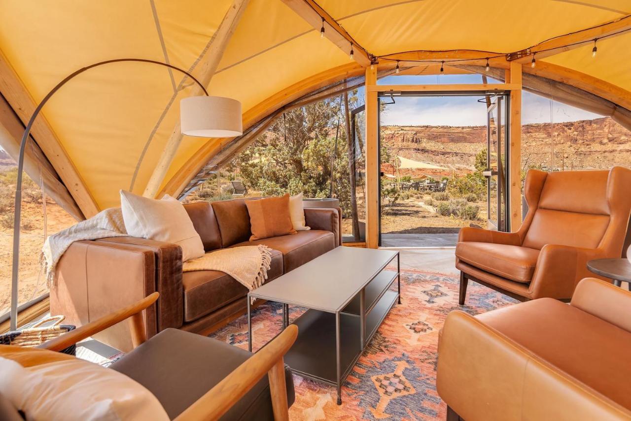 Under Canvas Moab Luaran gambar