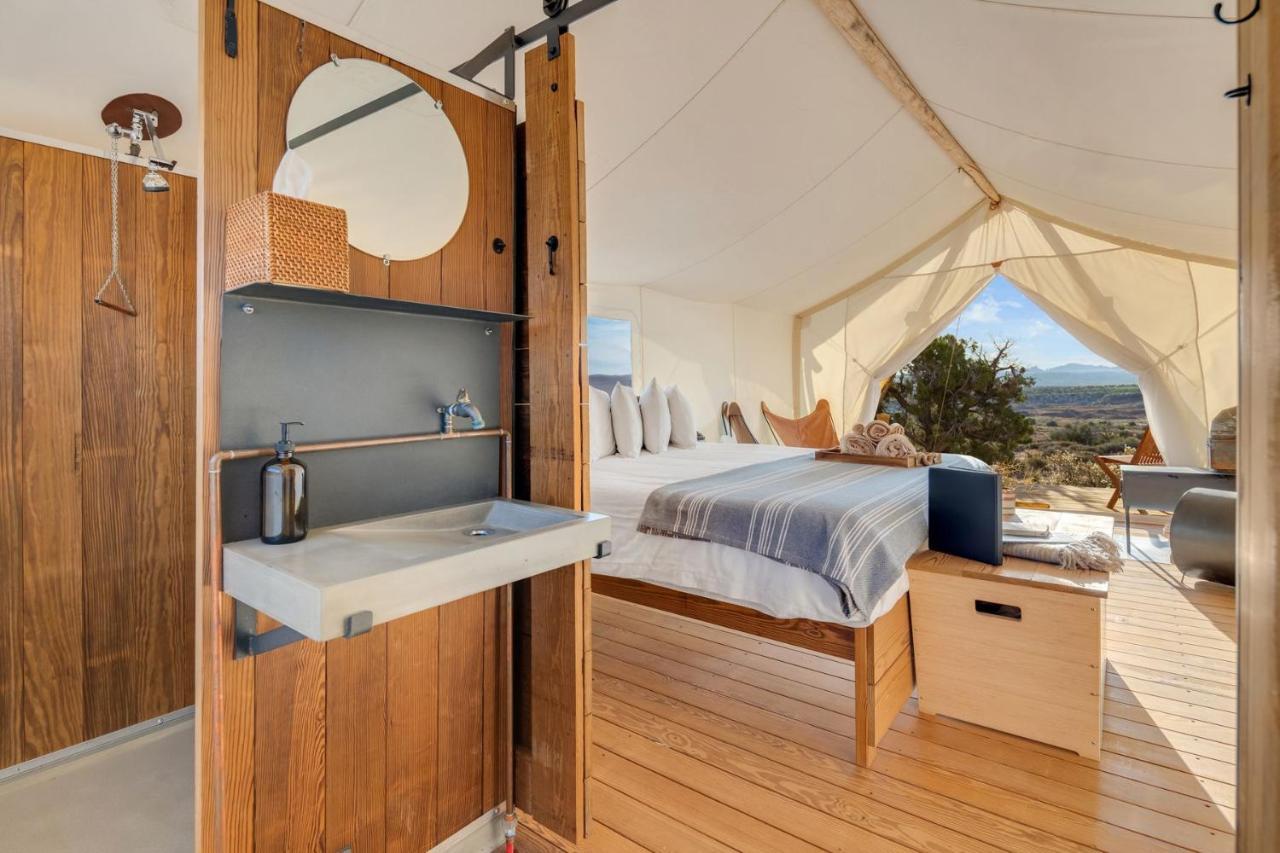 Under Canvas Moab Luaran gambar