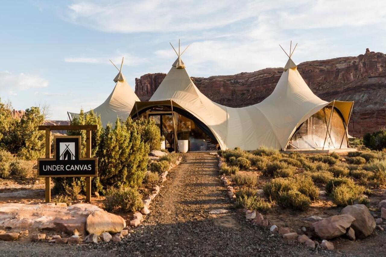 Under Canvas Moab Luaran gambar